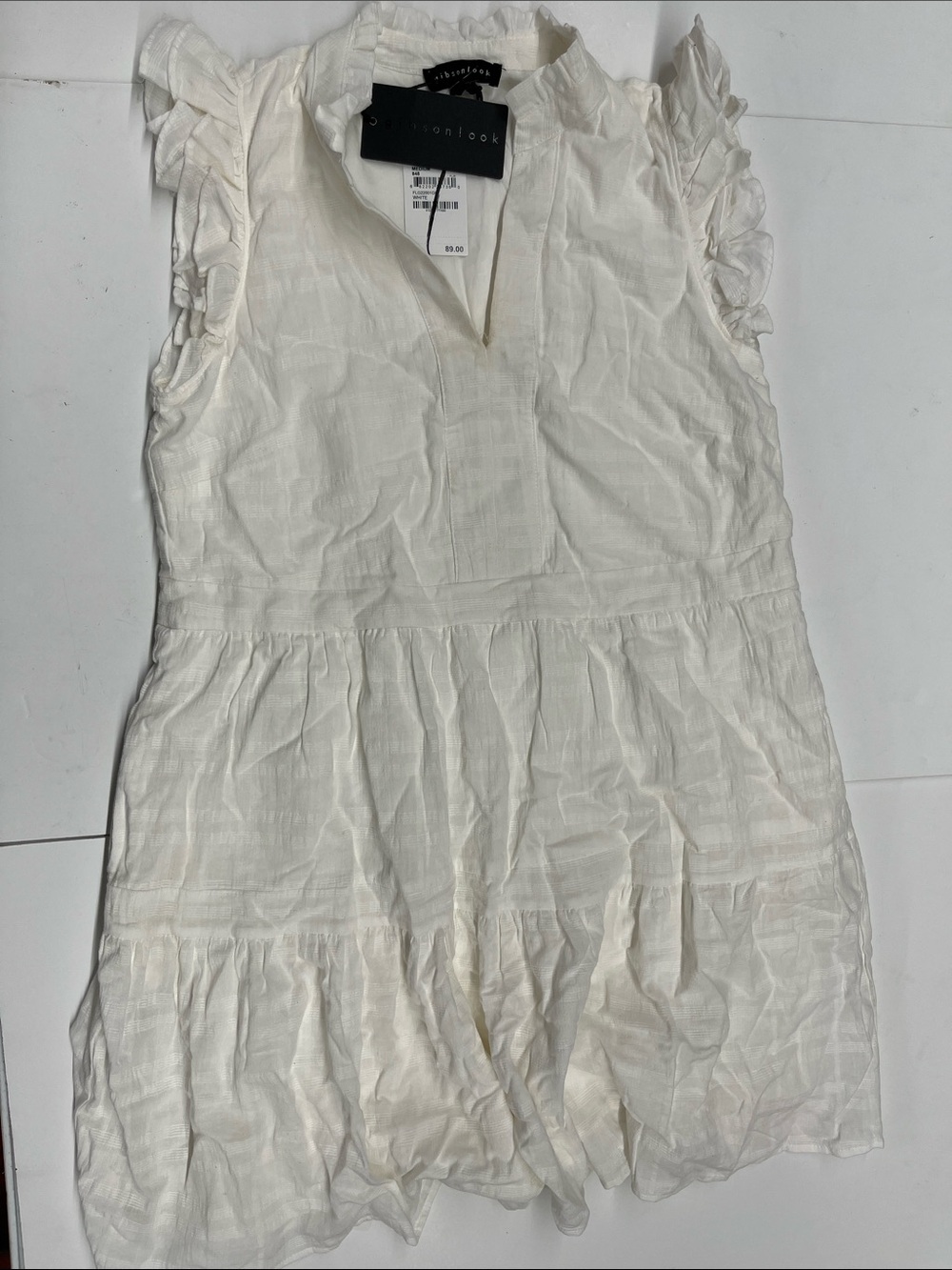 NEW Gibson Cream Ruffle Sleeve Tiered Dress with Pockets Women’s size Medium
